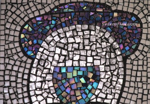 Four leaf of a woman - 6